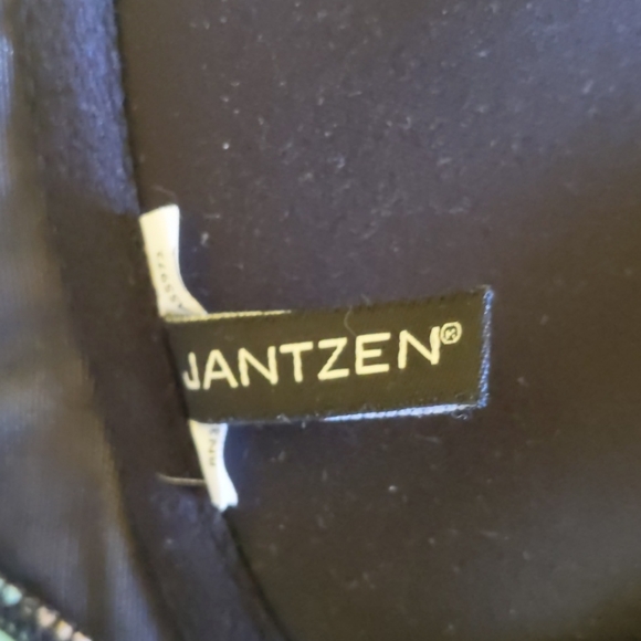 Jantzen Swimming top - Picture 6 of 6